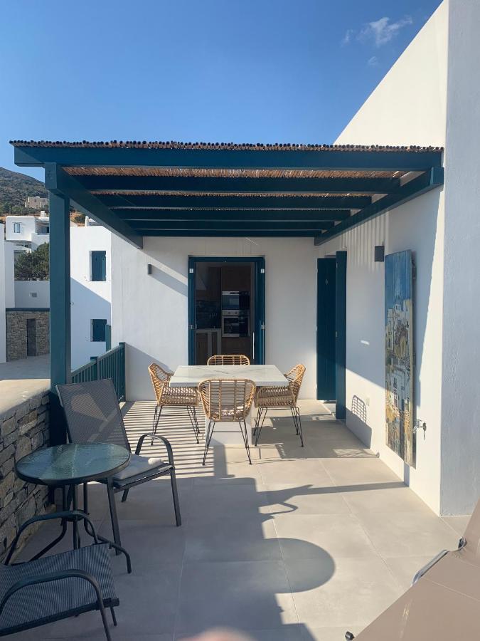 Paros-Memories-Neubau-Villen, Sportpool Aspro Chorio Exteriör bild